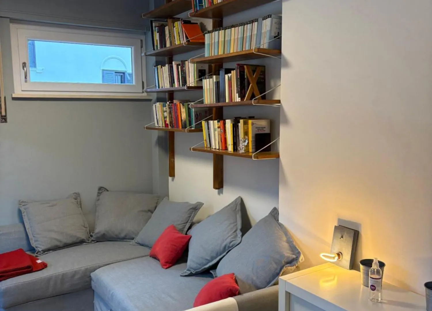 Urban Escape A Piazza Caprera Apartment Rome